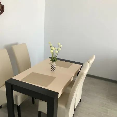 Appartamento Apartament Alezzi Beach