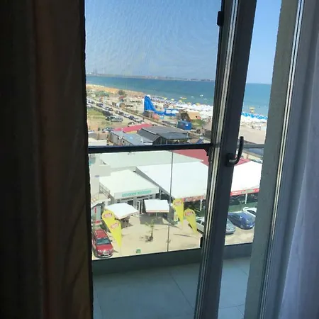 Apartament Alezzi Beach Appartamento
