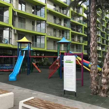 Apartament Alezzi Beach * Năvodari
